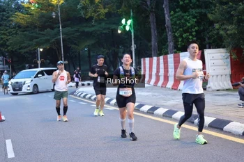 Runner Photo 4248434