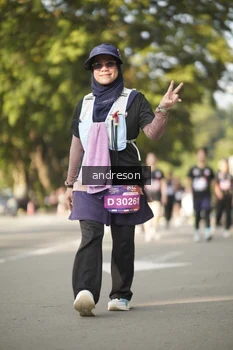 Runner Photo 4248438
