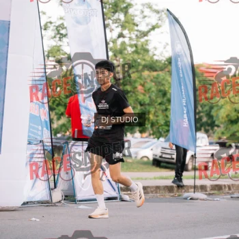 Runner Photo 424845