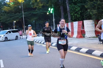Runner Photo 4248450