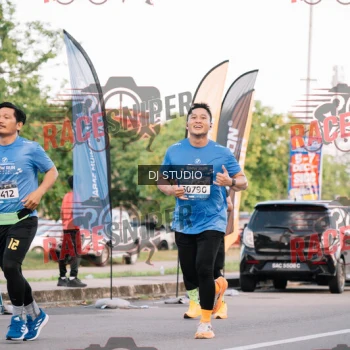 Runner Photo 424849