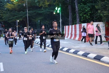 Runner Photo 4248494