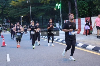 Runner Photo 4248500