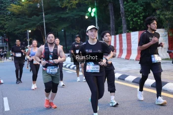 Runner Photo 4248503