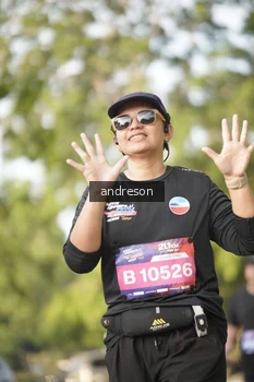 Runner Photo 4248540