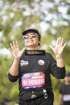 Runner Photo 4248547