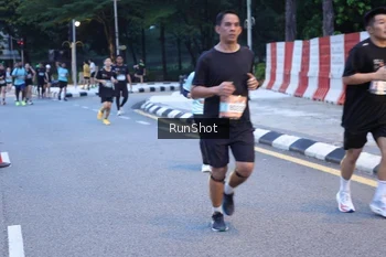 Runner Photo 4248558