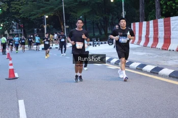 Runner Photo 4248561