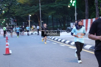 Runner Photo 4248562