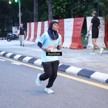 Runner Photo 4248566
