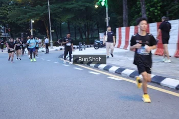 Runner Photo 4248585