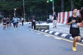 Runner Photo 4248587