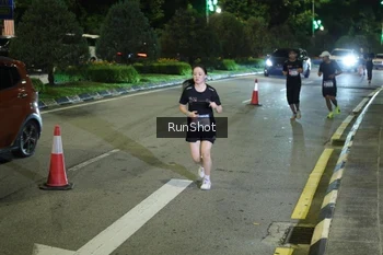 Runner Photo 4248591