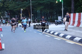 Runner Photo 4248594