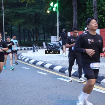 Runner Photo 4248637