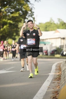 Runner Photo 4248647