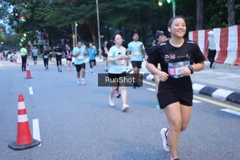 Runner Photo 4248650