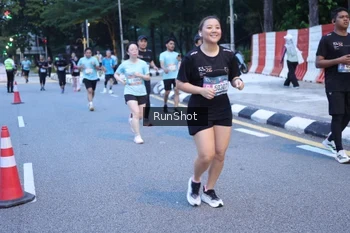 Runner Photo 4248652