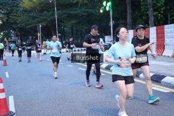 Runner Photo 4248655