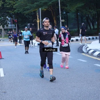 Runner Photo 4248699