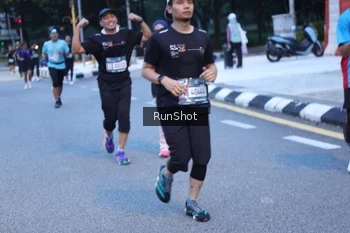Runner Photo 4248706