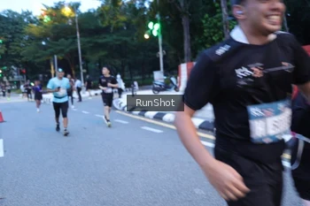Runner Photo 4248708