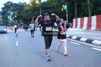 Runner Photo 4248710