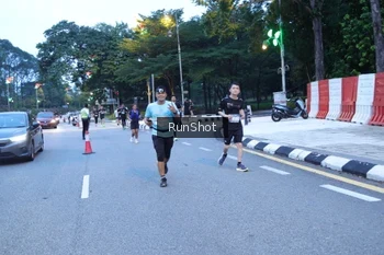 Runner Photo 4248716