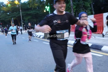 Runner Photo 4248719