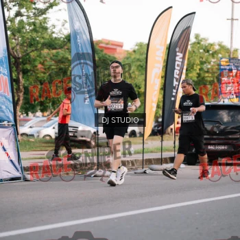 Runner Photo 424872