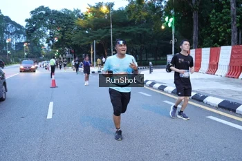 Runner Photo 4248723