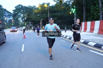 Runner Photo 4248730
