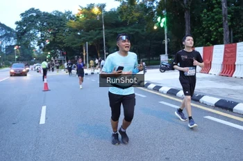 Runner Photo 4248731