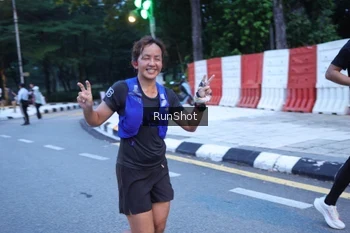 Runner Photo 4248749