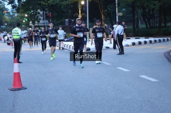 Runner Photo 4248755