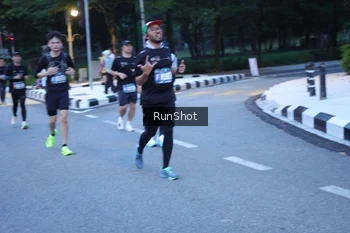Runner Photo 4248765