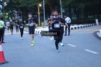 Runner Photo 4248768