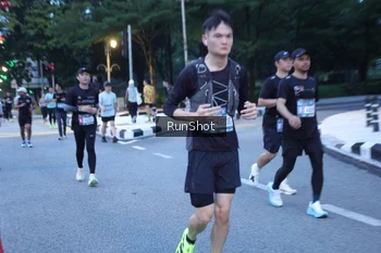 Runner Photo 4248787