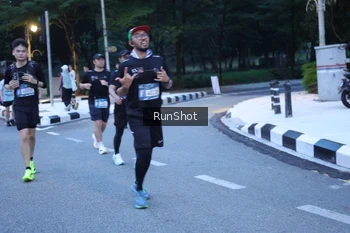 Runner Photo 4248790