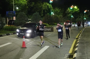 Runner Photo 4248791
