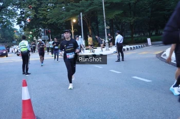 Runner Photo 4248793