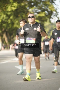 Runner Photo 4248803