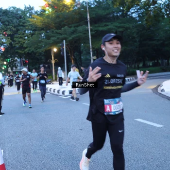 Runner Photo 4248807