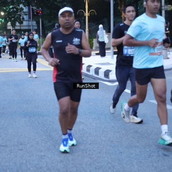 Runner Photo 4248825