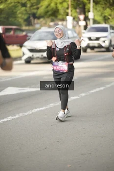 Runner Photo 4248836