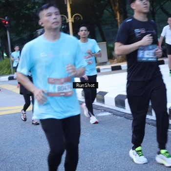 Runner Photo 4248864
