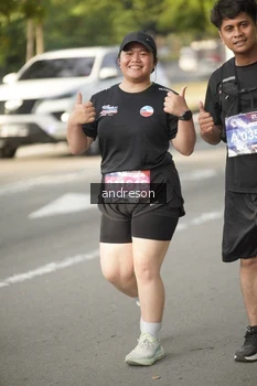 Runner Photo 4248878