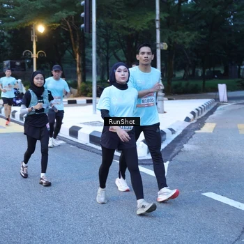 Runner Photo 4248883