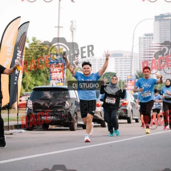 Runner Photo 424890