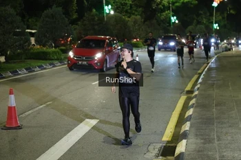 Runner Photo 4248917